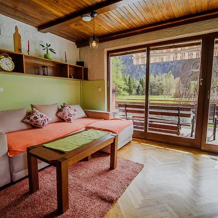 Kopriva * Gozd Martuljek