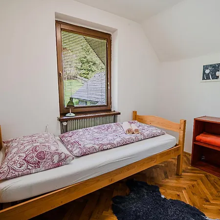 Kopriva Gozd Martuljek