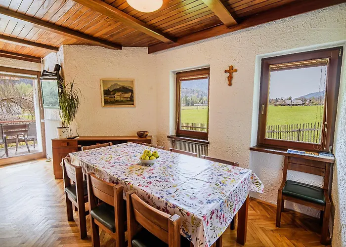 Kopriva Tatil Evi Gozd Martuljek